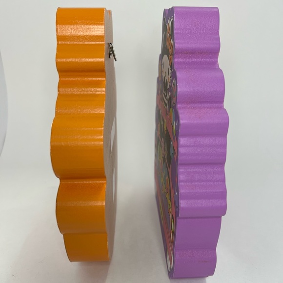 Hello Kitty Halloween Candy Trunk or Treat Wood Sign Wall Art Decor Die Cut - Picture 7 of 7